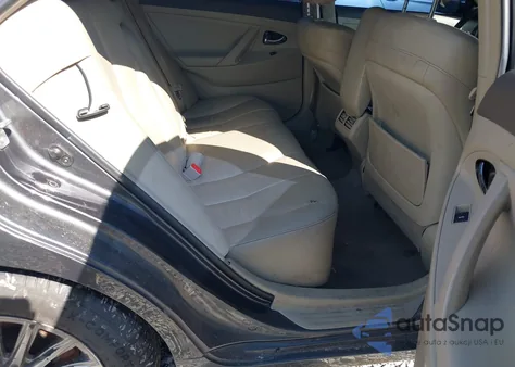 2011 Toyota Camry Hybrid from USA, damaged, VIN 4T1BB3EK4BU130918